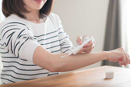 日焼けを防ぐには?日焼け止めの効果的な使い方